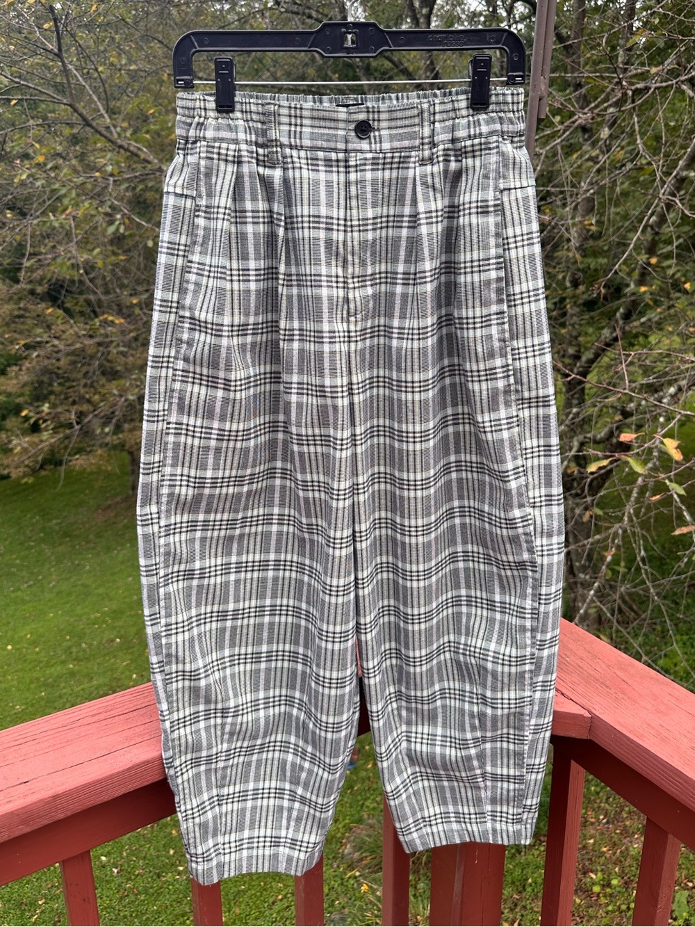 BDG Plaid Cropped Trousers in Black and White